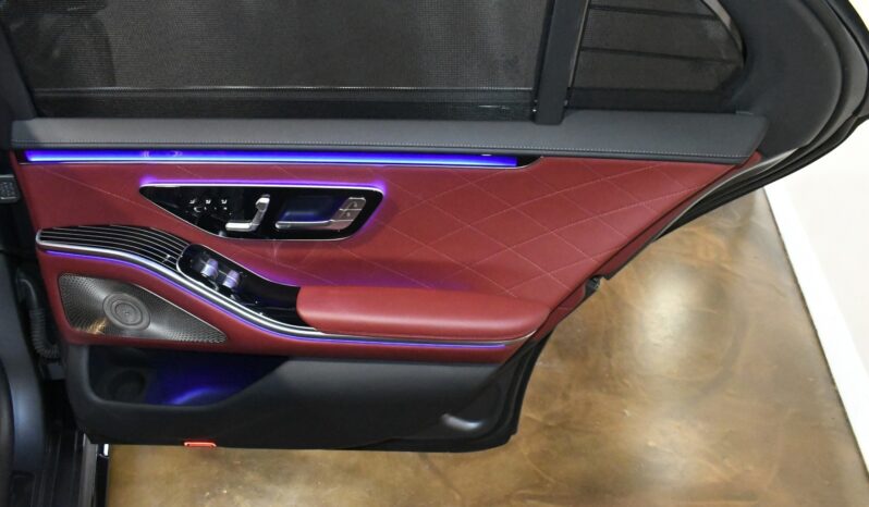 
								2022 Mercedes-Benz S-Class S 580 4MATIC full									