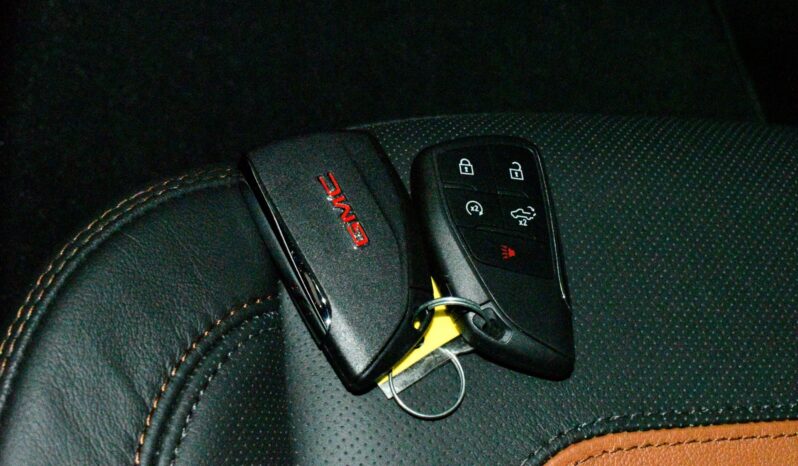 
								2025 GMC Sierra 1500 AT4 full									