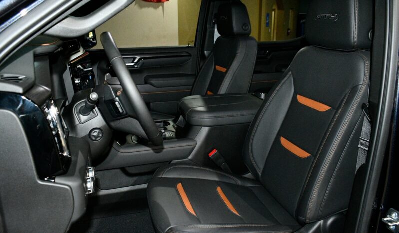 
								2025 GMC Sierra 1500 AT4 full									