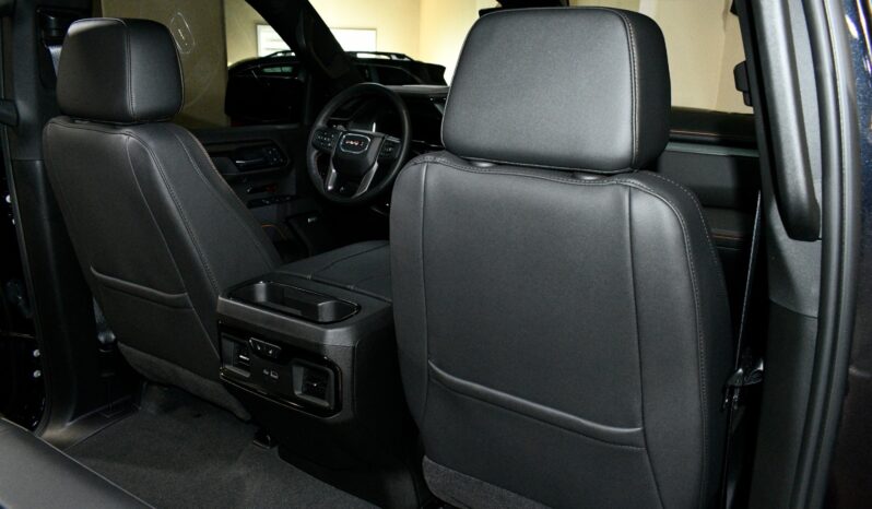 
								2025 GMC Sierra 1500 AT4 full									