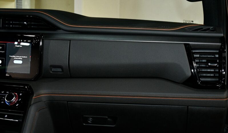 
								2025 GMC Sierra 1500 AT4 full									