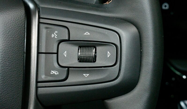 
								2025 GMC Sierra 1500 AT4 full									