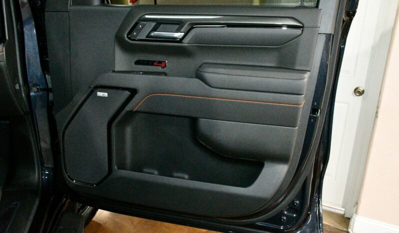 
								2025 GMC Sierra 1500 AT4 full									