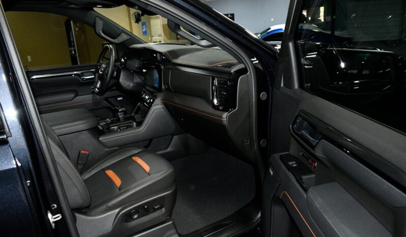 
								2025 GMC Sierra 1500 AT4 full									