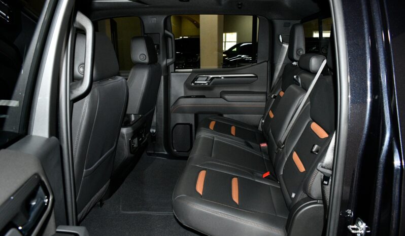 
								2025 GMC Sierra 1500 AT4 full									