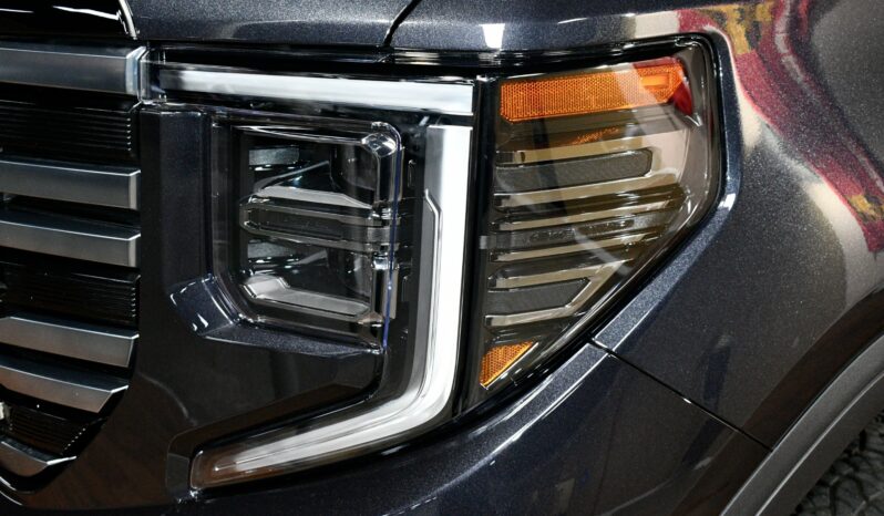 
								2025 GMC Sierra 1500 AT4 full									